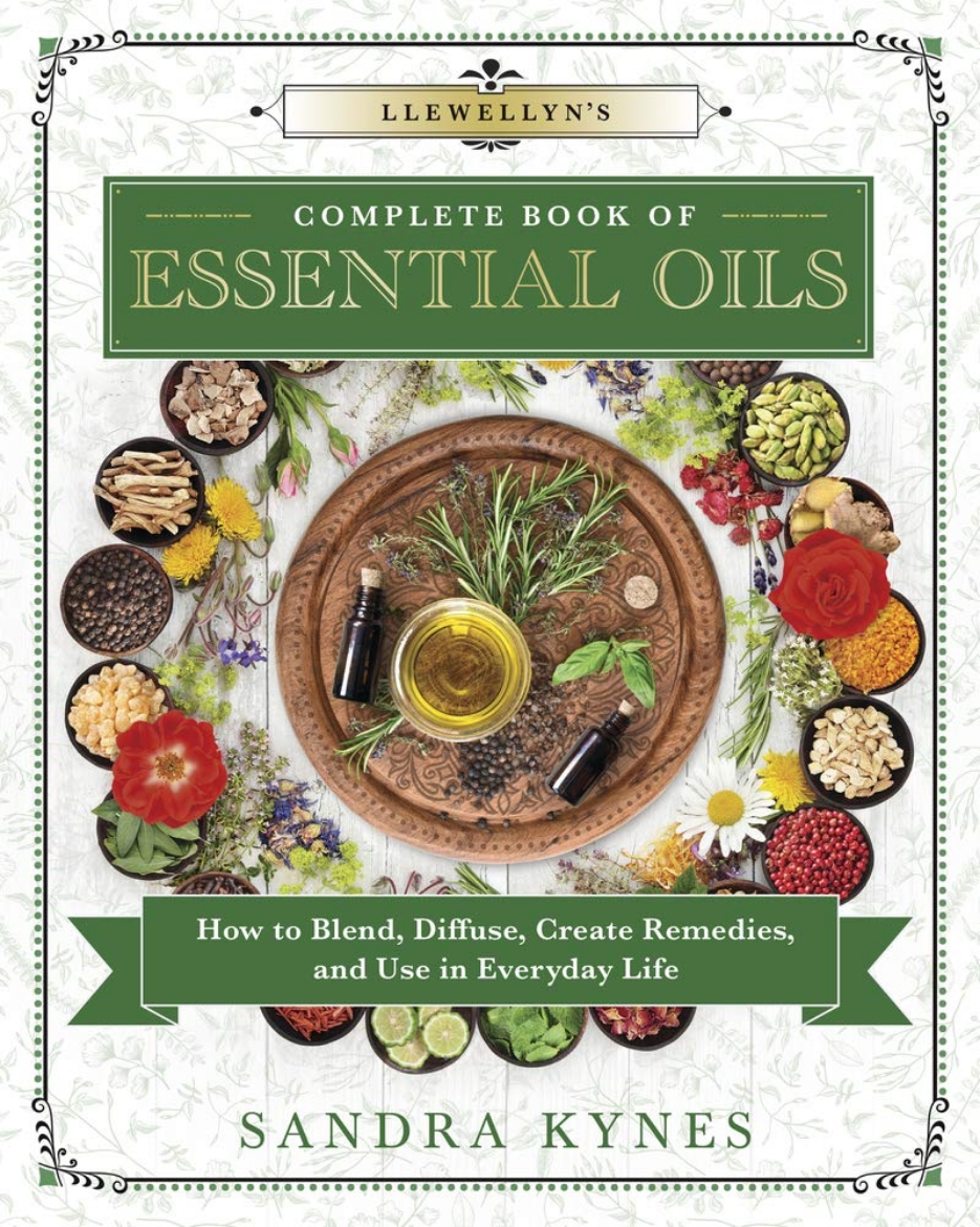 Picture of Llewellyn's Complete Book of Essential Oils: How to Blend, Diffuse, Create Remedies, and Use in Everyday Life (Llewellyn's Complete Book Series)