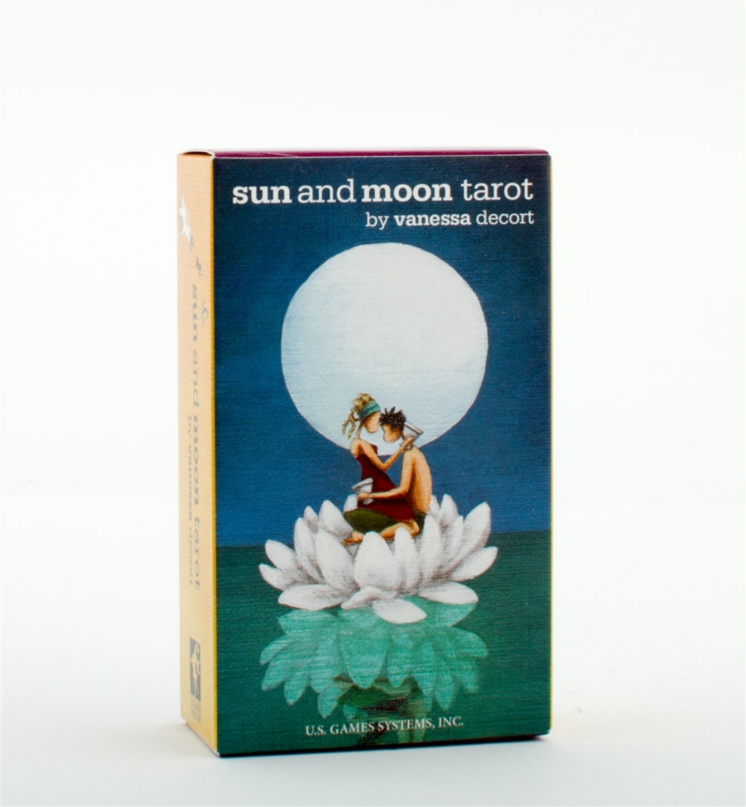 Picture of Sun and Moon Tarot