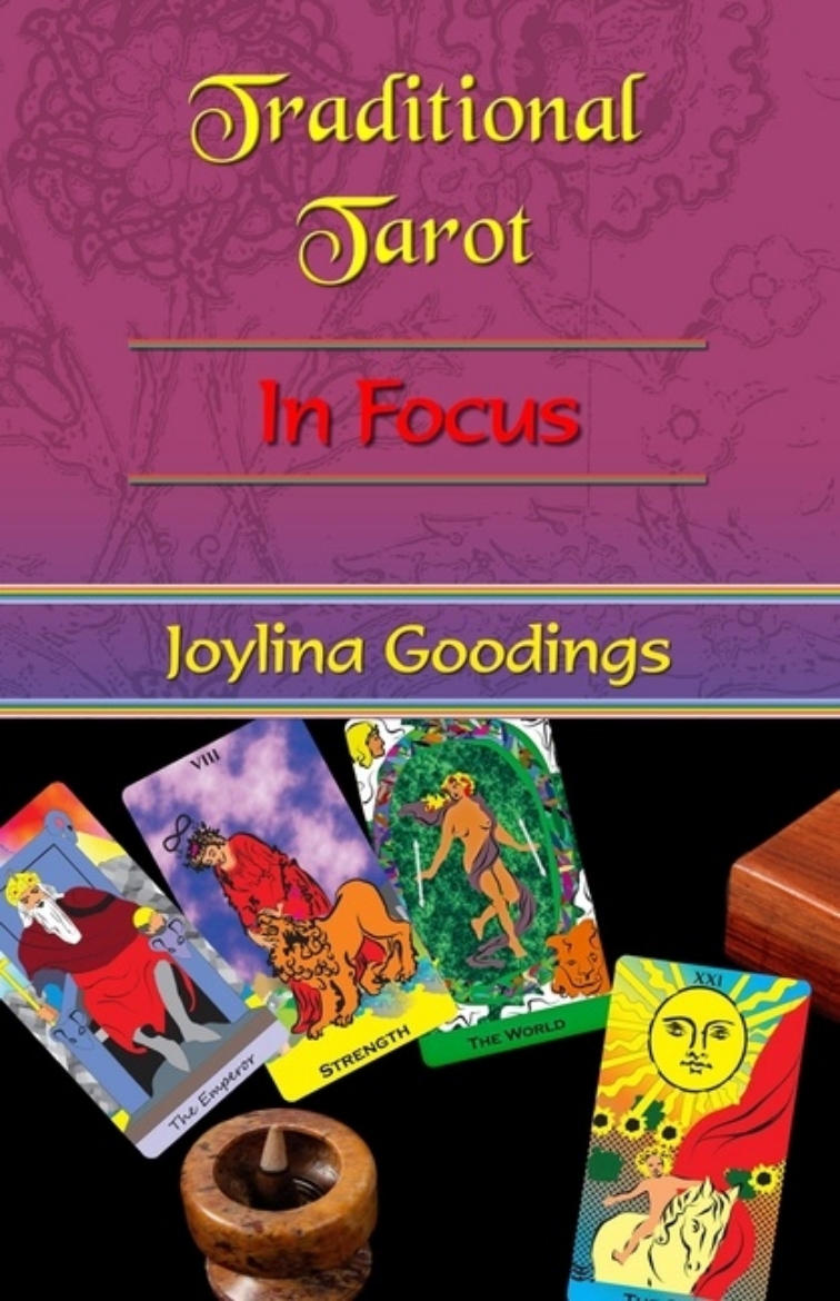 Picture of Traditional Tarot: In Focus