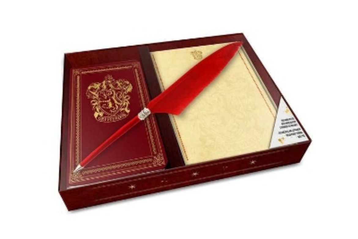 Picture of Harry Potter: Gryffindor Desktop Stationery Set (With Pen)