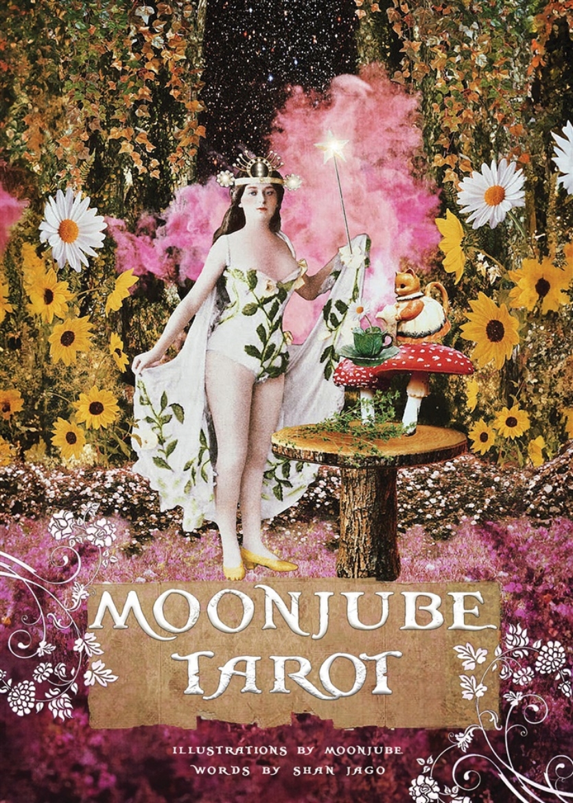 Picture of Moonjube Tarot Deck: (78 Full-Color Cards and 96-Page Guidebook)